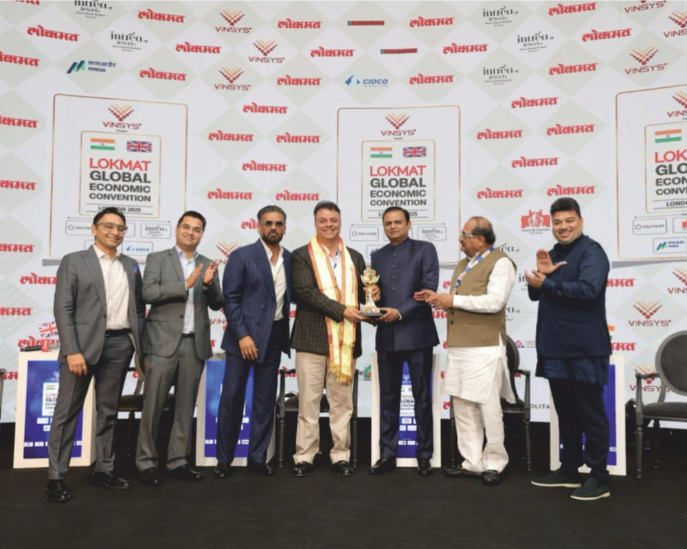 Lokmat Maharashtra Ratna Award 2025
Mr. Ratan Luth, Chairman — Conferred with the Lokmat Maharashtra Ratna Award 2025 (London)